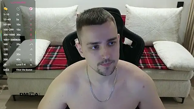 Snapshot of Larstar01 chatting on March 8, 2026, 6:44 pm Larstar01 online show from March 8, 2026, 6:44 pm