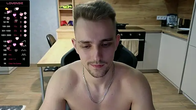 Larstar01 online show from February 9, 2025, 10:32 pm