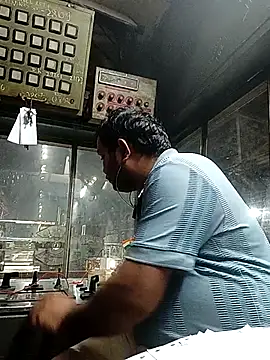 DeepakXxxR86 online show from November 20, 2025, 7:47 pm