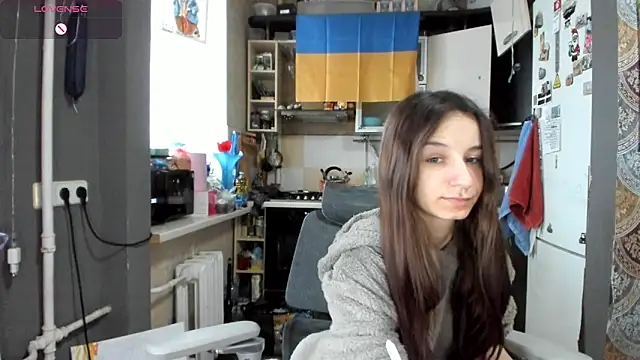  Nika Kik online show from April 23, 2026, 8:32 am