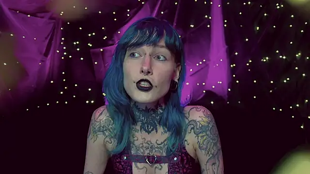 Littlespacemouse online show from November 5, 2025, 1:03 pm