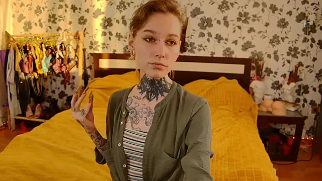 Littlespacemouse online show from September 29, 2025, 2:40 am