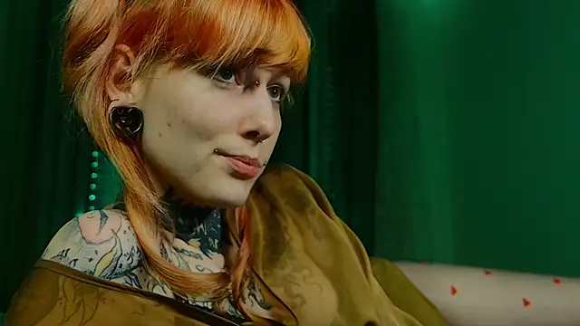 Littlespacemouse online show from February 14, 2025, 8:05 pm