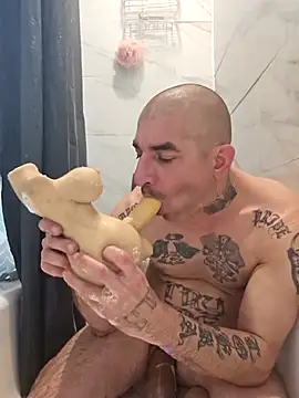 freakeypoint online show from December 11, 2024, 2:52 am