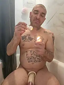 freakeypoint online show from December 18, 2024, 12:43 am