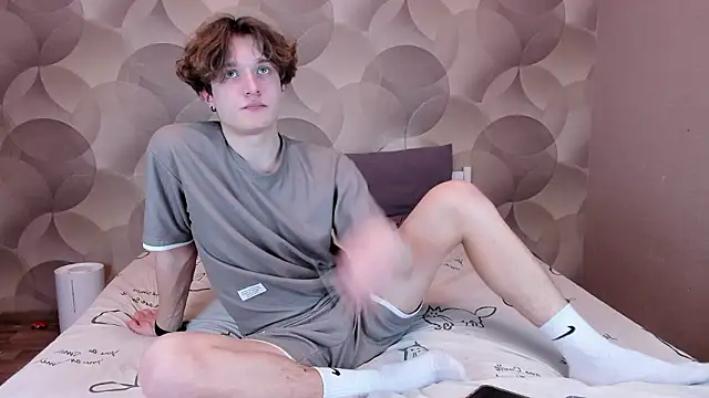 Ian Flor online show from March 14, 2026, 4:13 pm