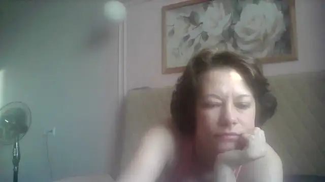 SunElizabeth online show from August 4, 2026, 2:16 am