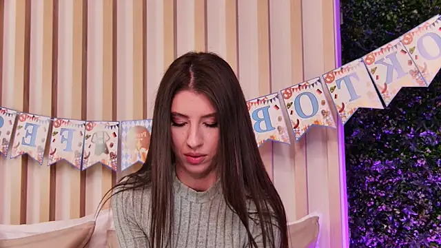 LunaWills  online show from September 29, 2025, 4:30 am