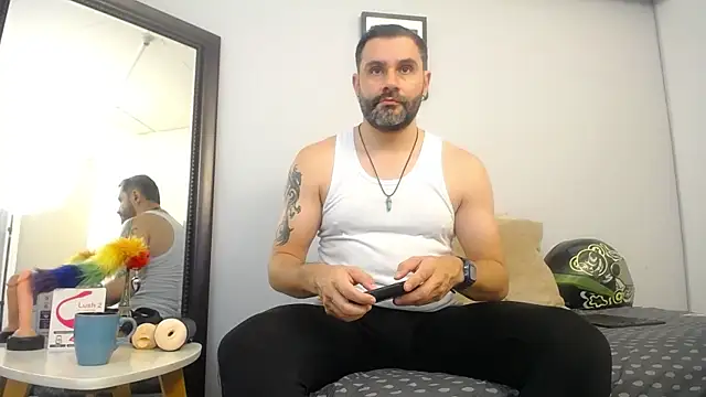 jonasbeards online show from November 19, 2025, 3:12 pm