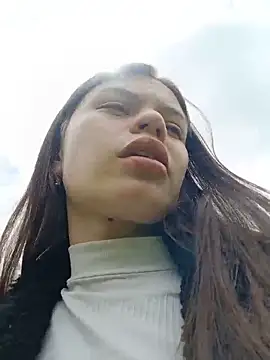 Violeta 12- online show from June 15, 2026, 4:28 pm
