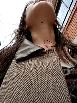 Snapshot of Violeta_12- chatting on March 9, 2026, 4:21 pm Violeta 12- online show from March 9, 2026, 4:21 pm