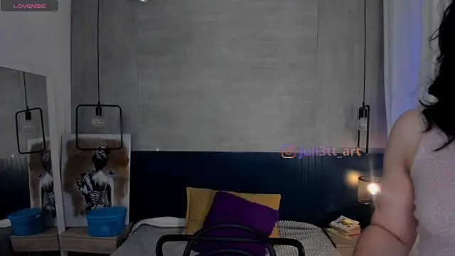 julietta online show from June 6, 2026, 12:54 pm