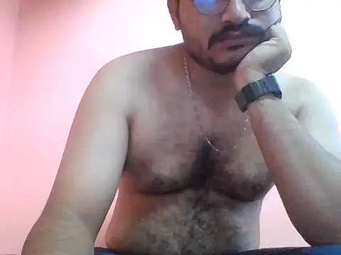 naughtymike0007 online show from February 13, 2026, 3:06 am