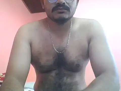 naughtymike0007 online show from February 4, 2026, 3:12 am