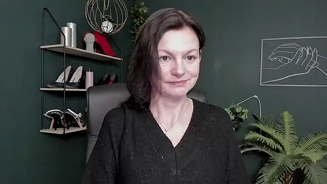 VivianWILD online show from March 4, 2026, 6:54 am