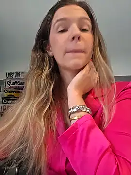 lucie mehott online show from November 6, 2025, 8:51 am