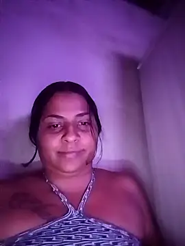 Giselabrunette25 online show from February 2, 2026, 1:48 am