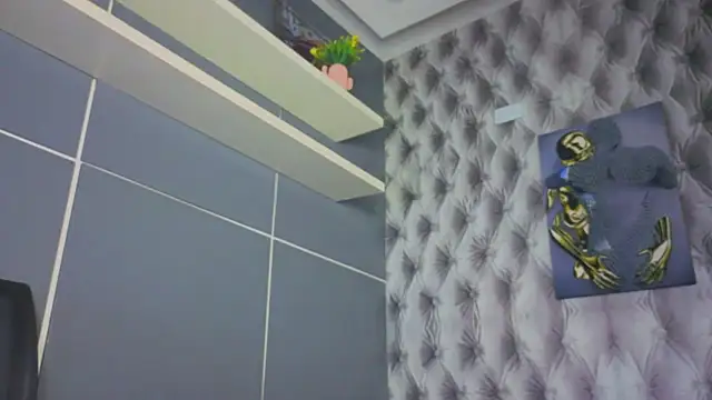 Hilary-banks online show from September 17, 2025, 4:25 am