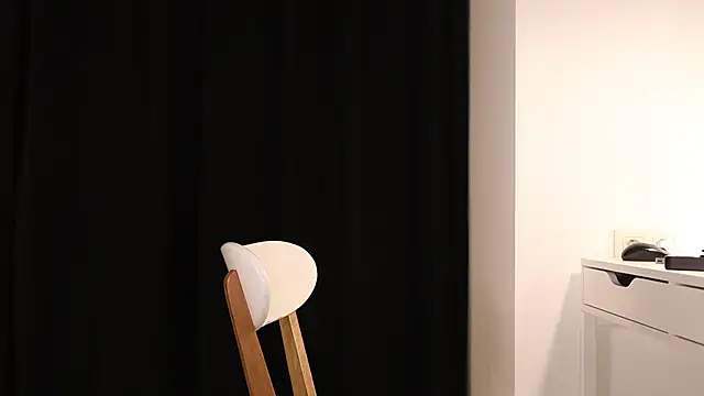 AnnittaStar online show from January 12, 2026, 3:57 am