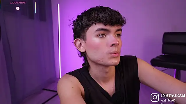 Angelo 018 online show from March 12, 2026, 2:50 am