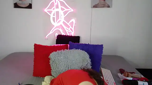 Snapshot of Rihana14 chatting on March 9, 2026, 10:24 pm Rihana14 online show from March 9, 2026, 10:24 pm