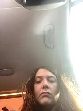 Snapshot of itzcheyduh chatting on October 13, 2025, 8:43 pm itzcheyduh online show from October 13, 2025, 8:43 pm