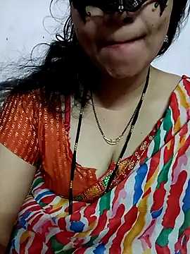 Snapshot of Hotanita99 chatting on November 29, 2025, 6:13 am Hotanita99 online show from November 29, 2025, 6:13 am