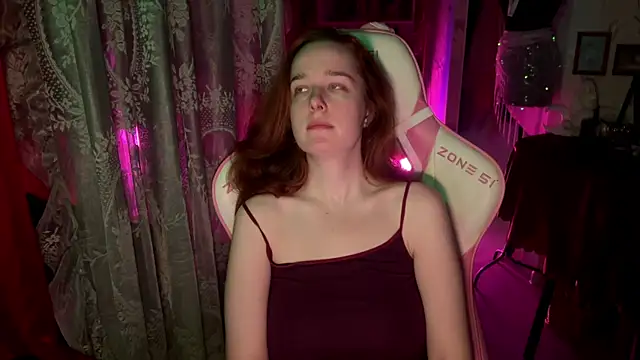Snapshot of pearl_princess_ chatting on July 27, 2026, 1:45 am pearl princess online show from July 27, 2026, 1:45 am