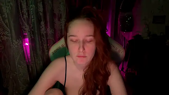 Snapshot of pearl_princess_ chatting on July 14, 2026, 2:05 am pearl princess online show from July 14, 2026, 2:05 am