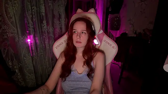 Snapshot of pearl_princess_ chatting on June 12, 2026, 11:02 pm pearl princess online show from June 12, 2026, 11:02 pm