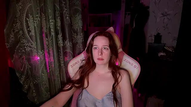 Snapshot of pearl_princess_ chatting on March 10, 2026, 12:36 am pearl princess online show from March 10, 2026, 12:36 am