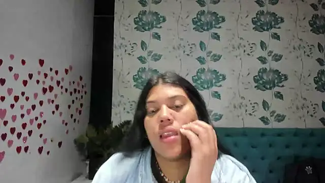 LindaBreeS online show from March 15, 2025, 3:06 pm