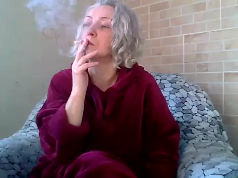 Lorie Carrie online show from March 6, 2026, 7:47 am