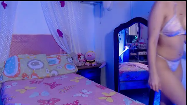 HanaWayne online show from March 21, 2025, 7:35 pm