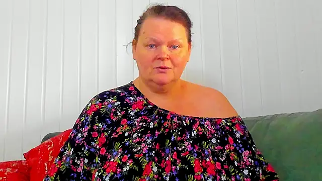 Snapshot of MilanaBiegert chatting on February 25, 2026, 10:04 am MilanaBiegert online show from February 25, 2026, 10:04 am