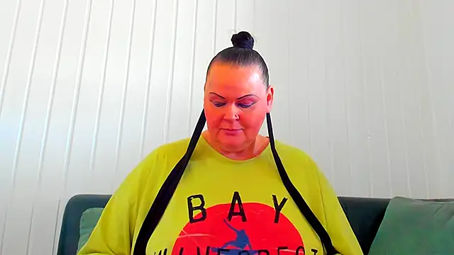 Snapshot of MilanaBiegert chatting on March 12, 2026, 1:04 pm MilanaBiegert online show from March 12, 2026, 1:04 pm