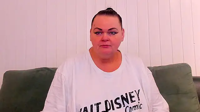 Snapshot of MilanaBiegert chatting on February 11, 2026, 8:36 am MilanaBiegert online show from February 11, 2026, 8:36 am