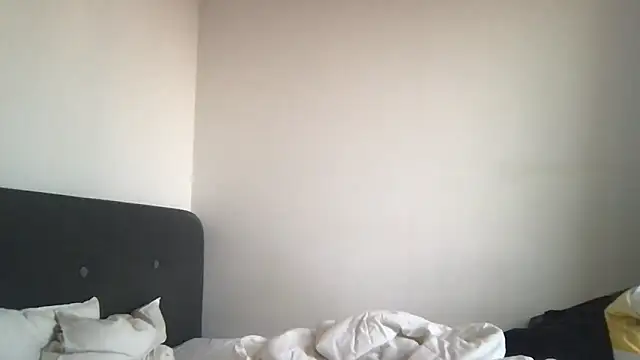 jungcock3210 online show from March 10, 2025, 6:49 am