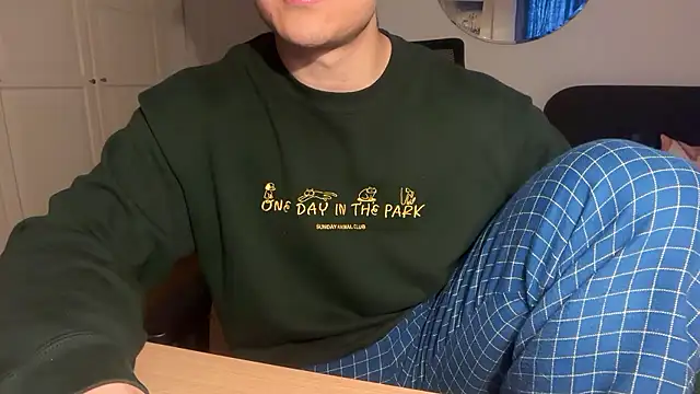 jungcock3210 online show from January 8, 2026, 2:45 pm