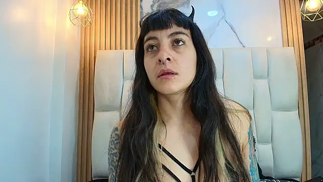 Naughty Kittenm online show from August 7, 2026, 11:05 am