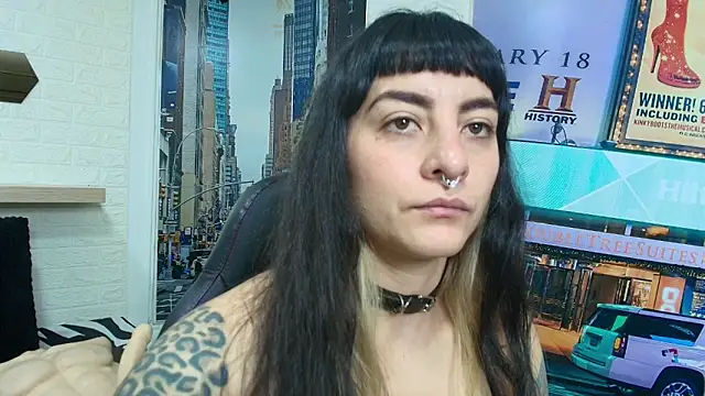 Naughty Kittenm online show from September 12, 2025, 11:43 am