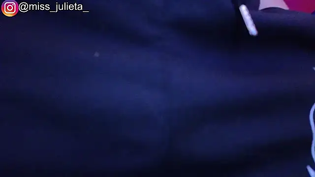 Julieta Russell online show from June 8, 2026, 11:33 am