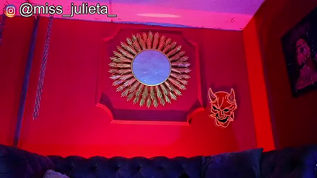 Snapshot of Julieta_Russell chatting on July 10, 2026, 12:27 pm Julieta Russell online show from July 10, 2026, 12:27 pm