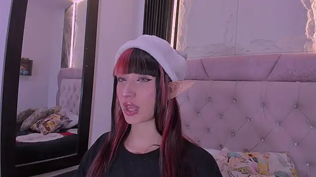 laurem-paulette online show from December 22, 2025, 7:47 pm