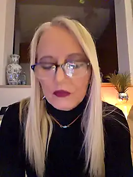 Snapshot of kikkastar chatting on March 12, 2026, 8:57 pm kikkastar online show from March 12, 2026, 8:57 pm