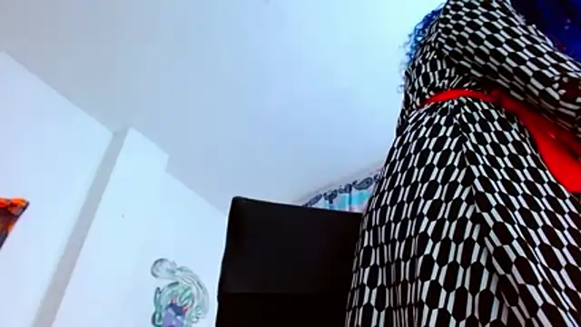 freyadevil333 online show from November 8, 2025, 5:27 pm