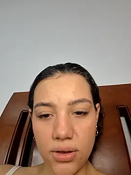 Snapshot of Angela_hank2 chatting on July 18, 2026, 4:10 am Angela hank2 online show from July 18, 2026, 4:10 am