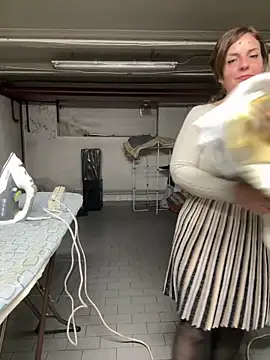 Sunbelxx online show from November 27, 2025, 9:21 am