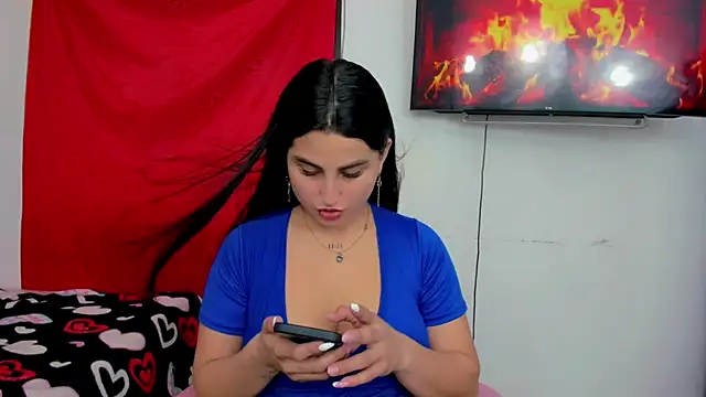 sunshine uwu22 online show from March 12, 2025, 6:53 pm