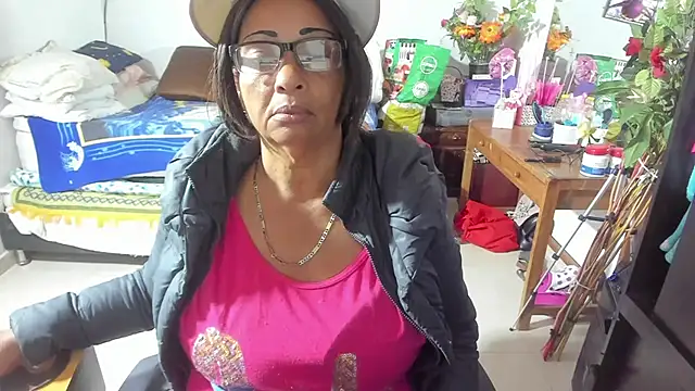 Mrs mommy  online show from September 27, 2025, 10:05 pm